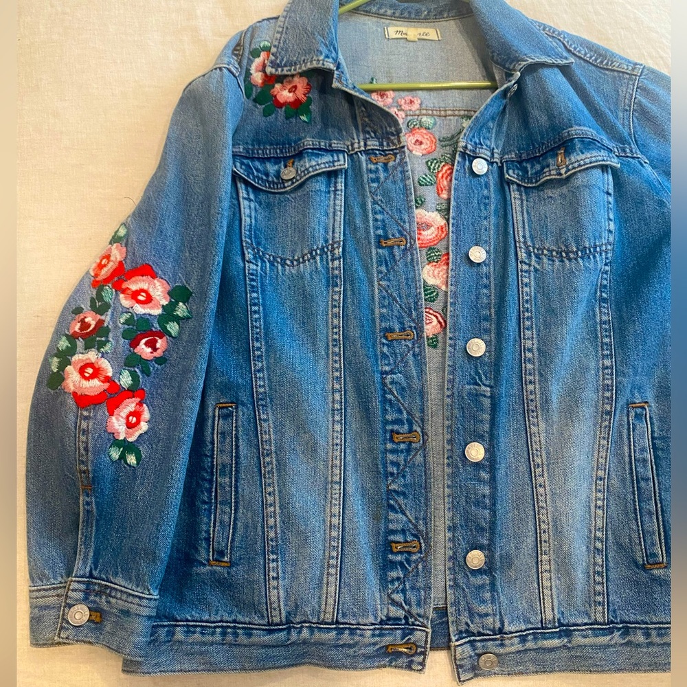 Madewell Jean Jacket. Size Medium